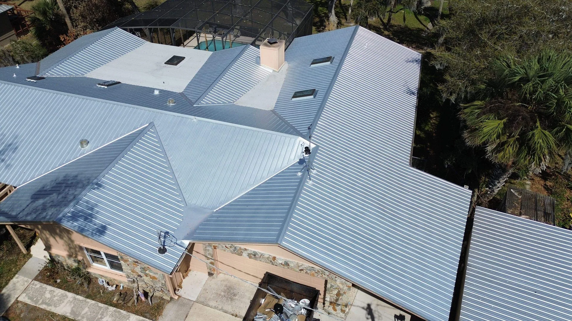 Gold Key Roofing metal roof project from the company's project gallery